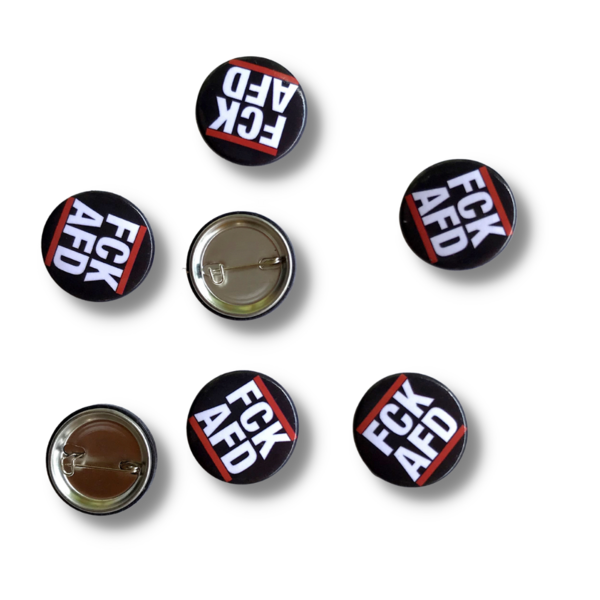 buttons-fck-shop-aufstehen-gegen-rassismus-de